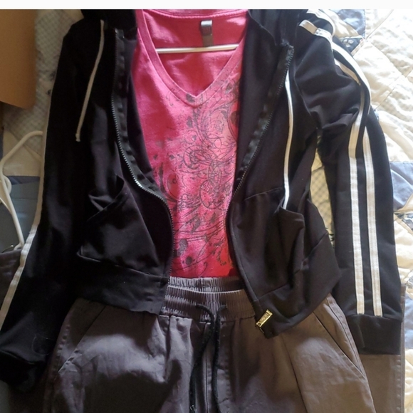 Boom Room Jeans Other - BUNDLE OUTFIT BLACK stretch workout Hoodie